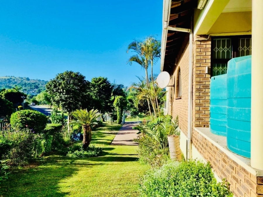 4 Bedroom Property for Sale in Regency Park KwaZulu-Natal