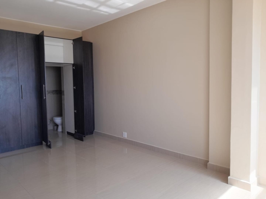 2 Bedroom Property for Sale in South Beach KwaZulu-Natal