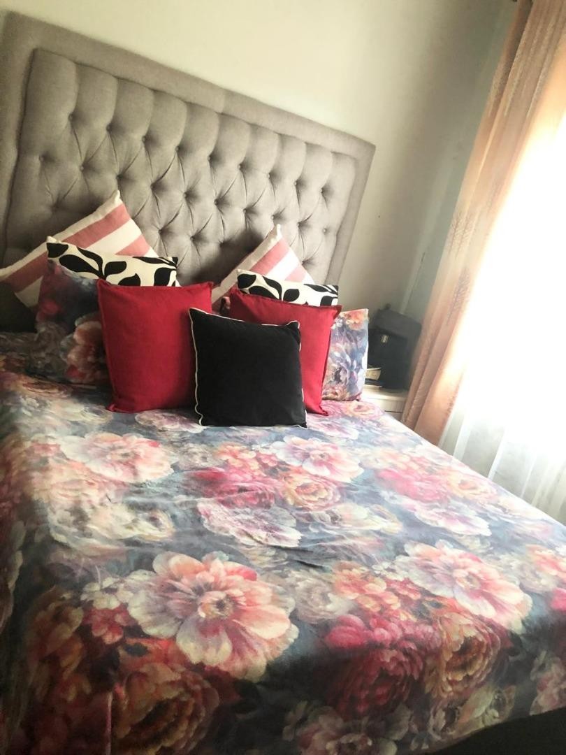 4 Bedroom Property for Sale in Mobeni KwaZulu-Natal