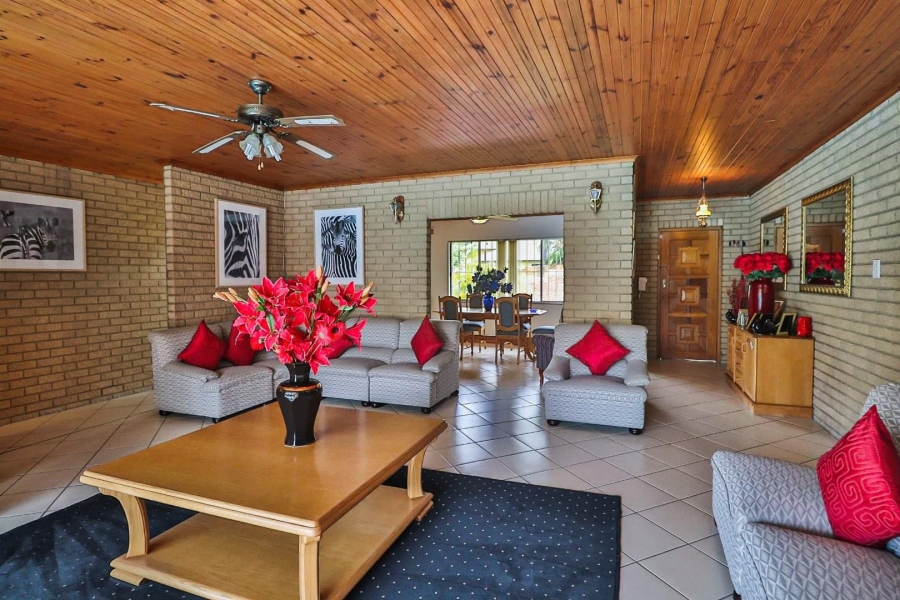 3 Bedroom Property for Sale in Manors KwaZulu-Natal