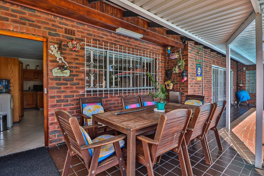 3 Bedroom Property for Sale in Manors KwaZulu-Natal