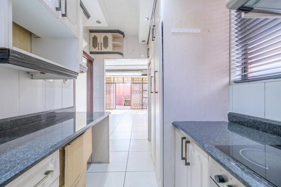 2 Bedroom Property for Sale in Fields Hill KwaZulu-Natal