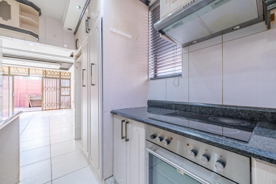 2 Bedroom Property for Sale in Fields Hill KwaZulu-Natal
