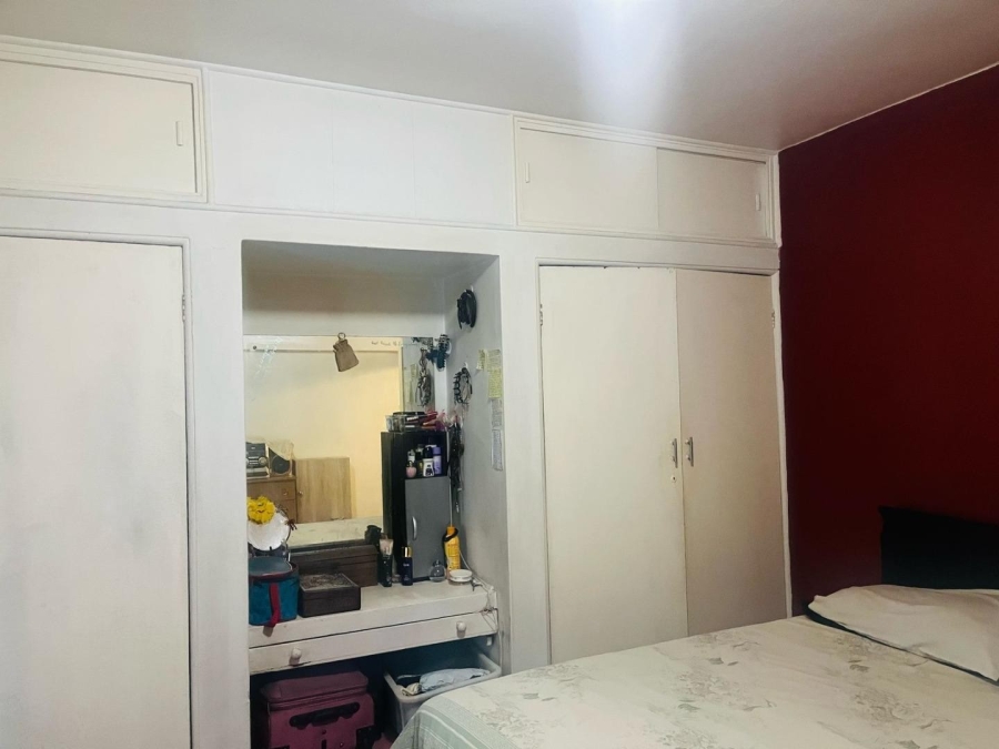 1 Bedroom Property for Sale in Durban Central KwaZulu-Natal