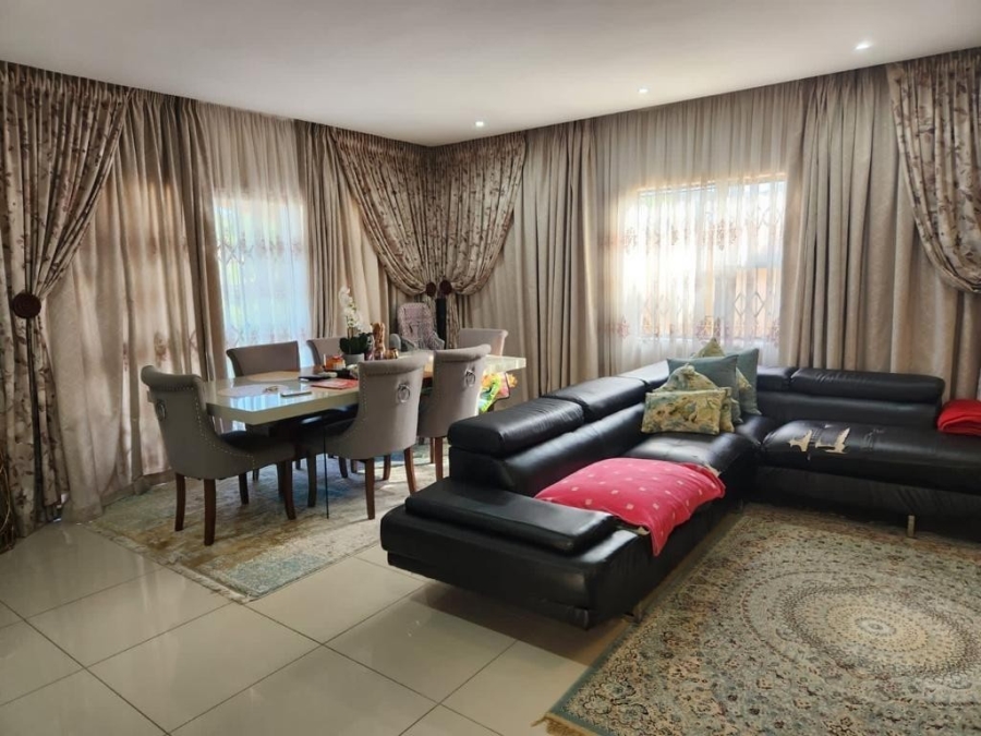 To Let 2 Bedroom Property for Rent in Lower Illovo KwaZulu-Natal