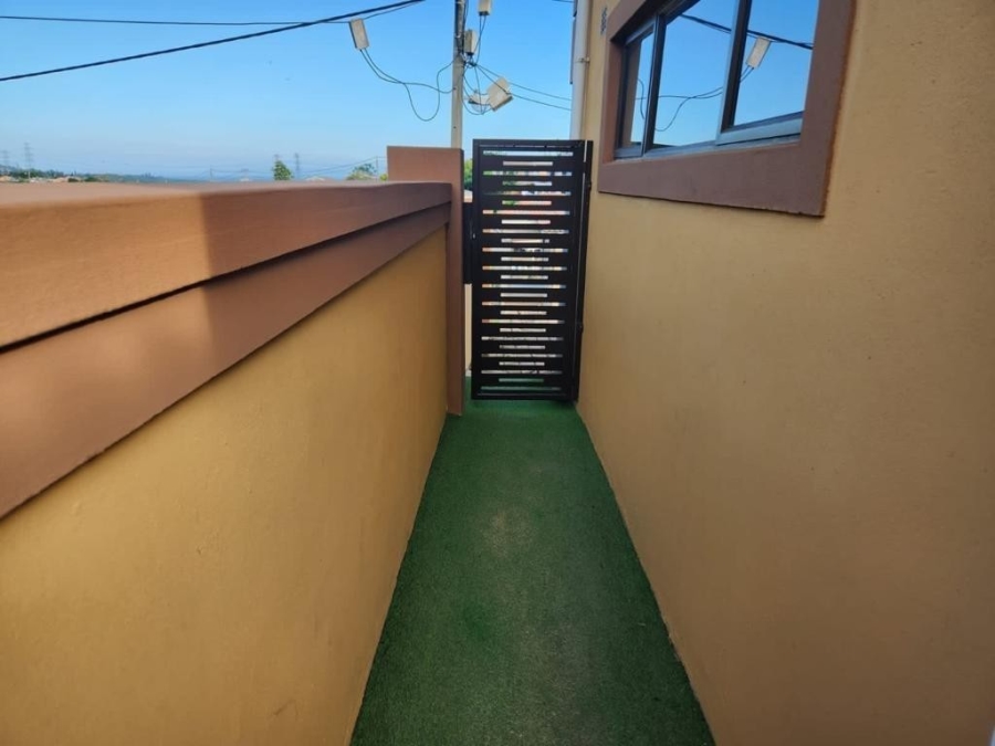 To Let 2 Bedroom Property for Rent in Lower Illovo KwaZulu-Natal