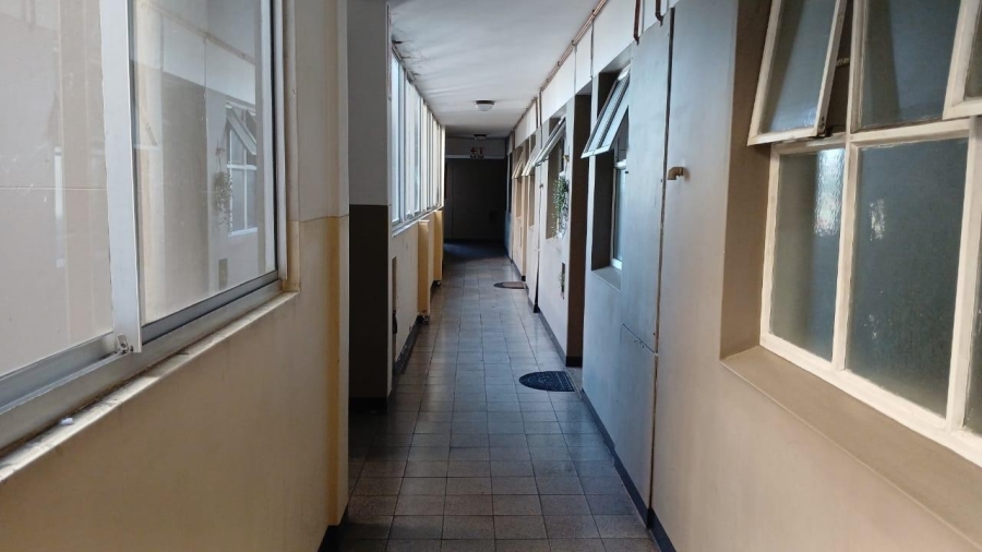 1 Bedroom Property for Sale in Durban Central KwaZulu-Natal