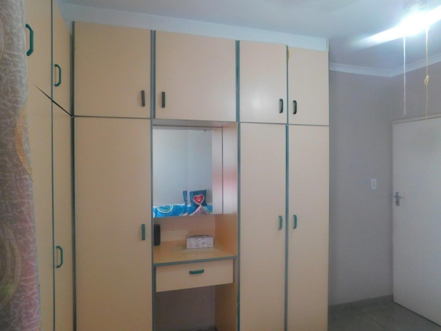 4 Bedroom Property for Sale in Regency Park KwaZulu-Natal