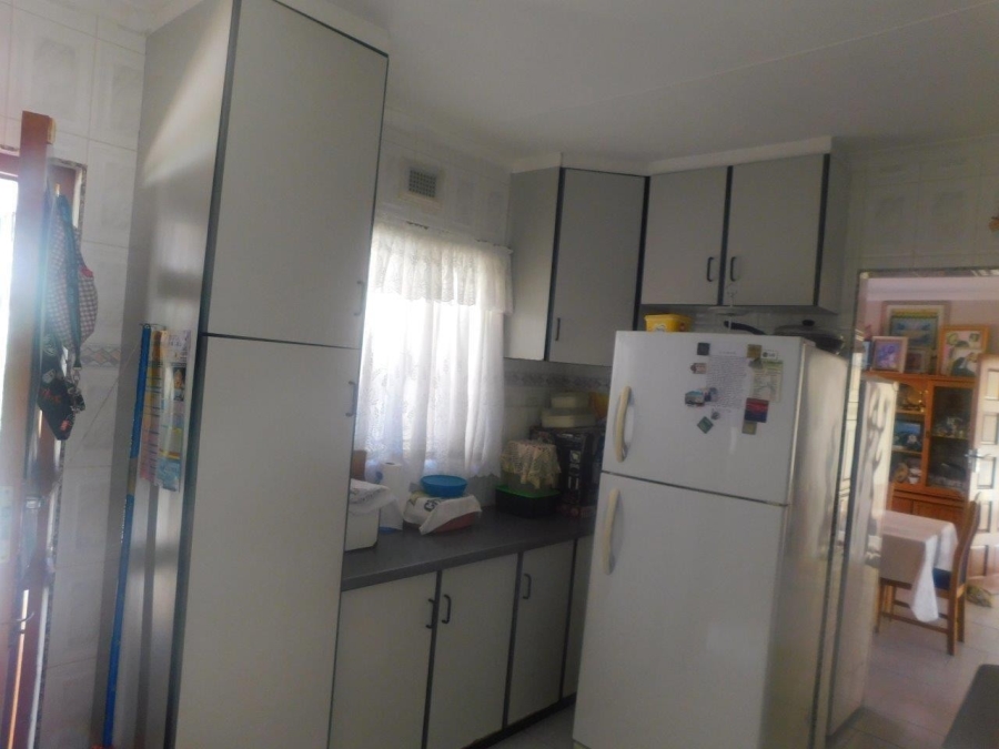 4 Bedroom Property for Sale in Regency Park KwaZulu-Natal