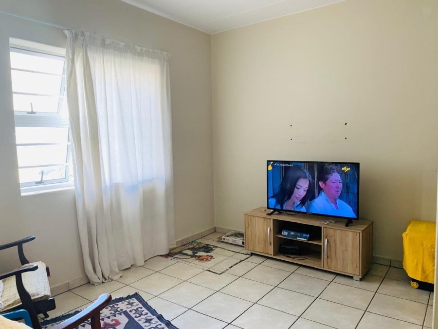 2 Bedroom Property for Sale in Kwamashu KwaZulu-Natal
