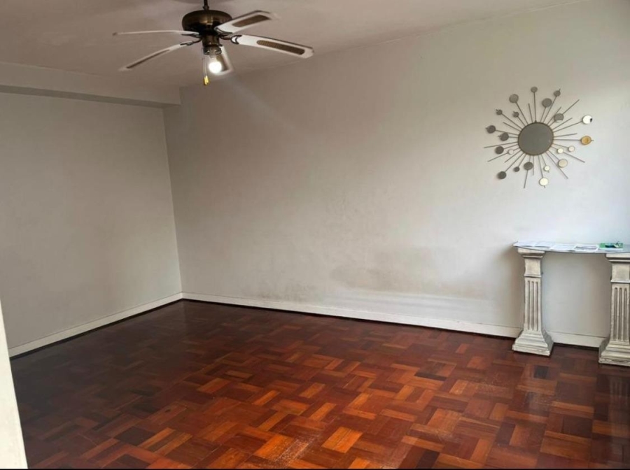 2 Bedroom Property for Sale in Glenwood KwaZulu-Natal