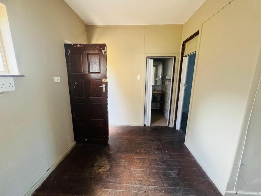 1 Bedroom Property for Sale in Umbilo KwaZulu-Natal