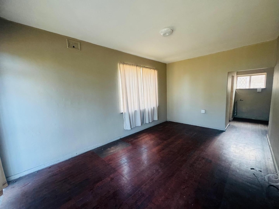 1 Bedroom Property for Sale in Umbilo KwaZulu-Natal