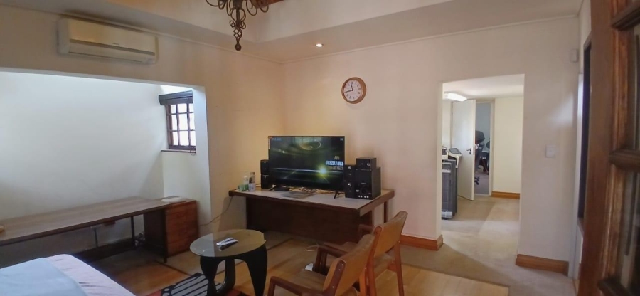 6 Bedroom Property for Sale in Westville KwaZulu-Natal