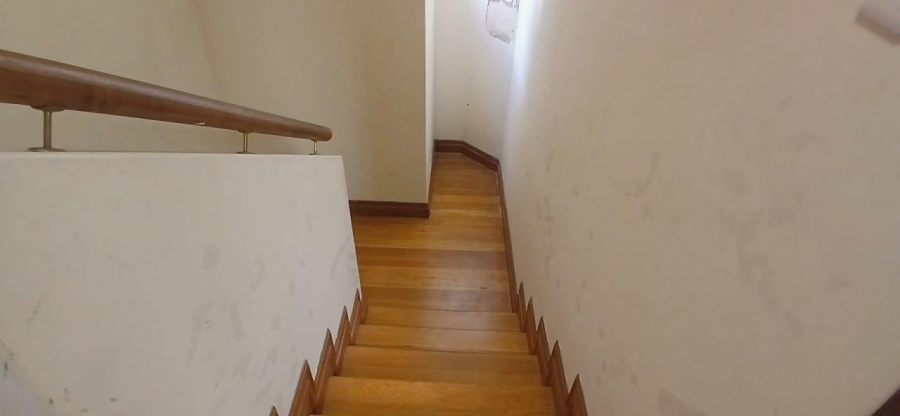 6 Bedroom Property for Sale in Westville KwaZulu-Natal