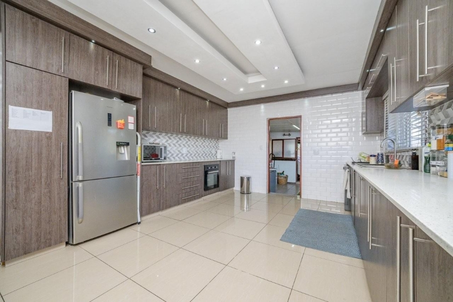 4 Bedroom Property for Sale in Manors KwaZulu-Natal