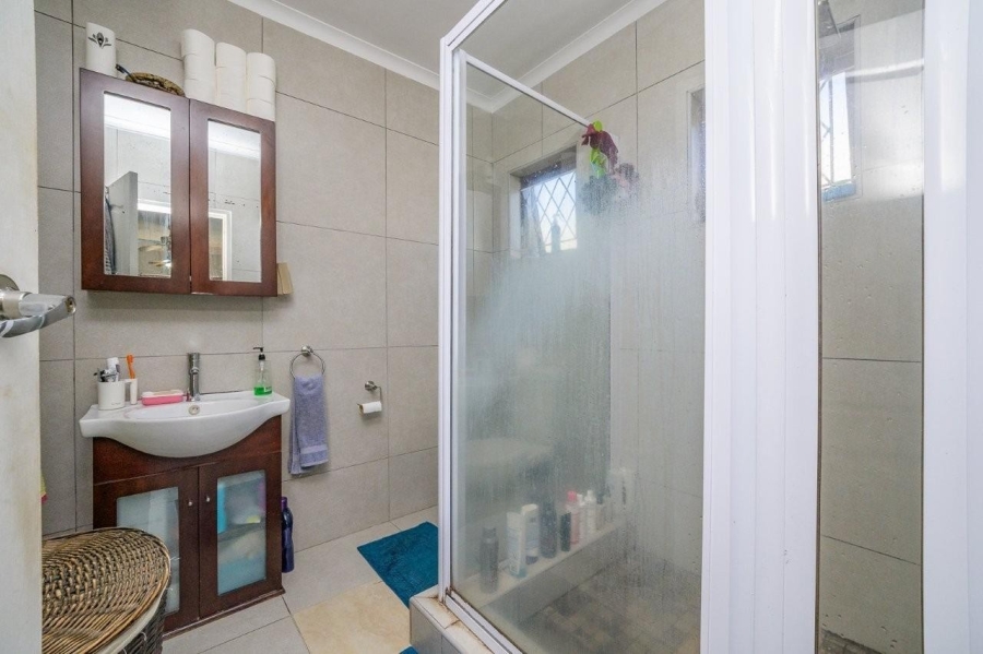 4 Bedroom Property for Sale in Manors KwaZulu-Natal
