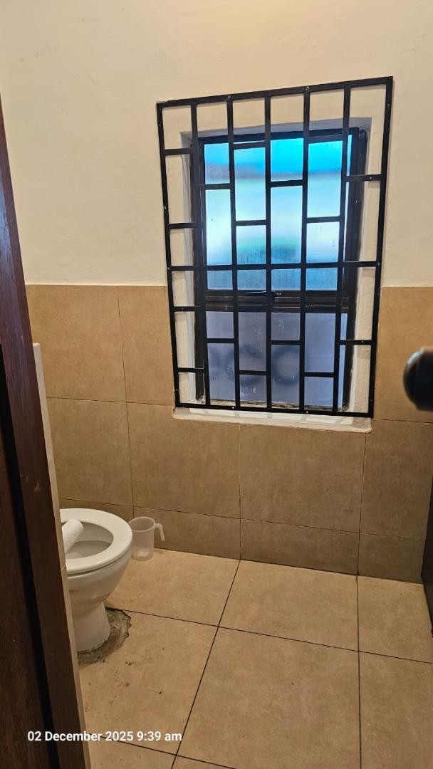To Let 4 Bedroom Property for Rent in Queensburgh KwaZulu-Natal