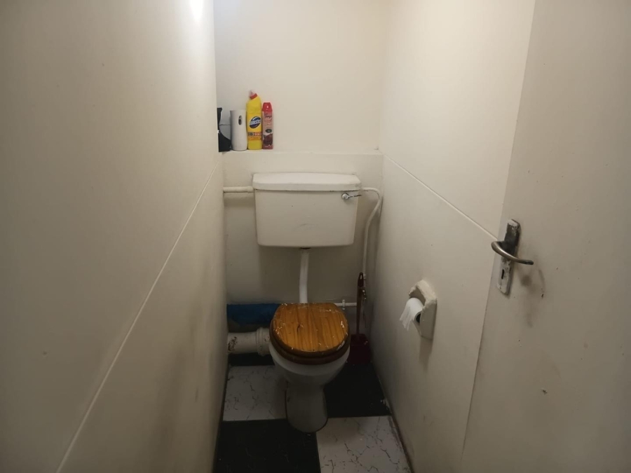 2 Bedroom Property for Sale in Durban Central KwaZulu-Natal