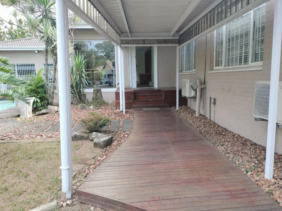 3 Bedroom Property for Sale in Highlands Hills KwaZulu-Natal
