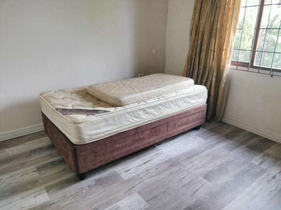 3 Bedroom Property for Sale in Highlands Hills KwaZulu-Natal