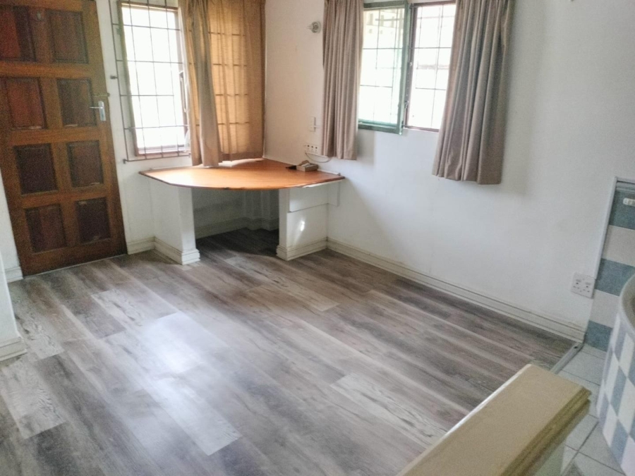 3 Bedroom Property for Sale in Highlands Hills KwaZulu-Natal