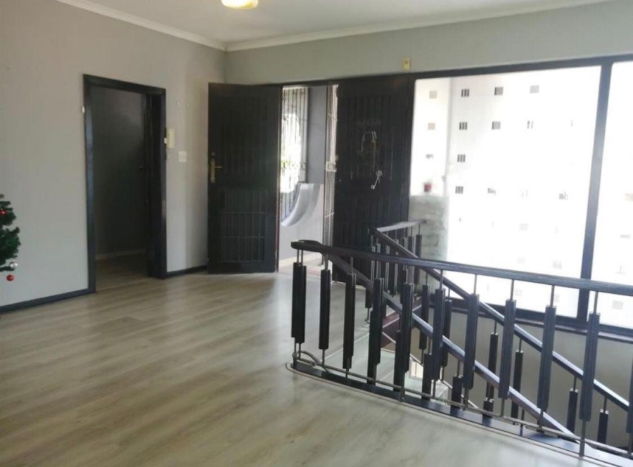 6 Bedroom Property for Sale in Westville KwaZulu-Natal