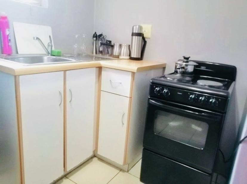 To Let 1 Bedroom Property for Rent in Caversham Glen KwaZulu-Natal