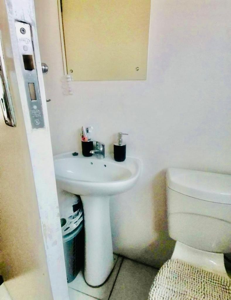 To Let 1 Bedroom Property for Rent in Caversham Glen KwaZulu-Natal
