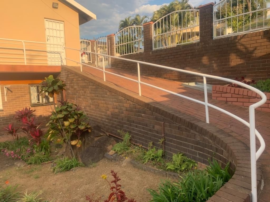 To Let 5 Bedroom Property for Rent in Reservoir Hills KwaZulu-Natal