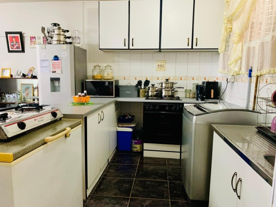2 Bedroom Property for Sale in Pinetown KwaZulu-Natal