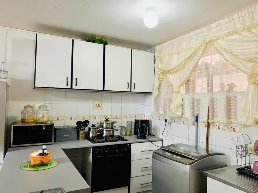 2 Bedroom Property for Sale in Pinetown KwaZulu-Natal