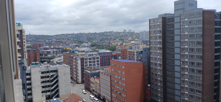 1 Bedroom Property for Sale in Durban Central KwaZulu-Natal