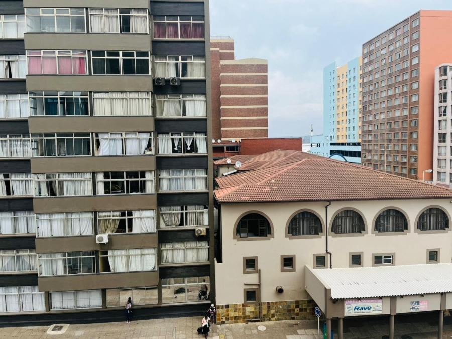 1 Bedroom Property for Sale in Durban Central KwaZulu-Natal