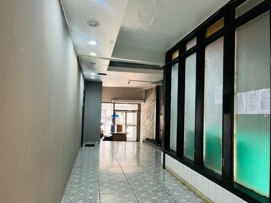 1 Bedroom Property for Sale in Durban Central KwaZulu-Natal