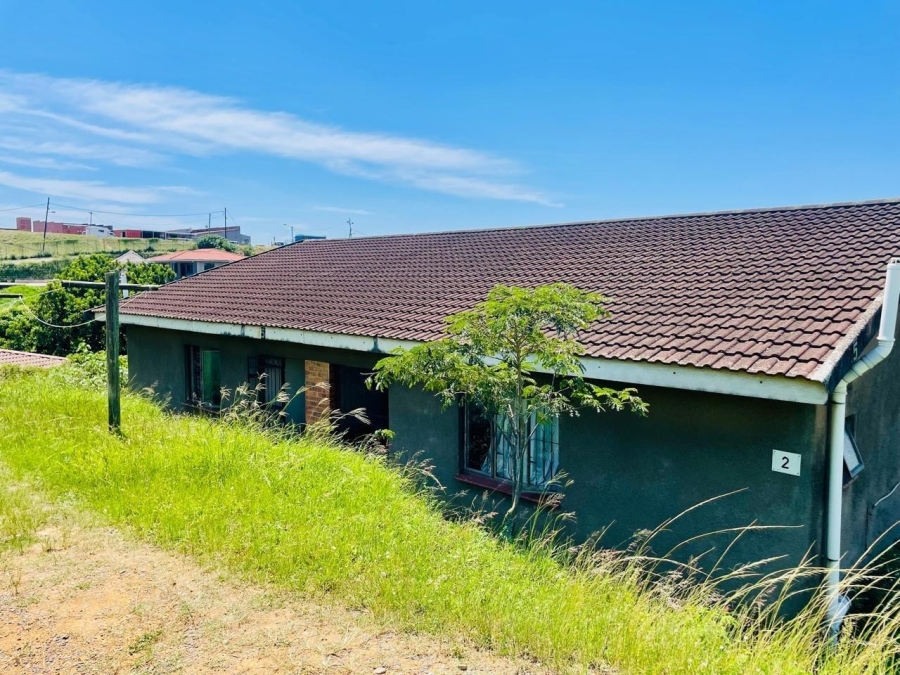 5 Bedroom Property for Sale in Umlazi KwaZulu-Natal
