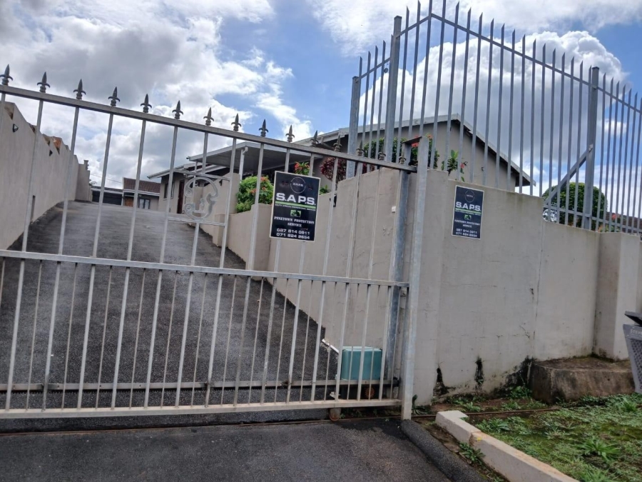 3 Bedroom Property for Sale in Burlington Heights KwaZulu-Natal