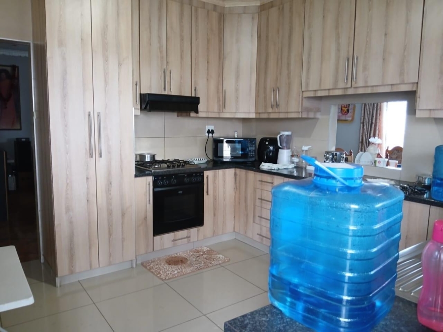 3 Bedroom Property for Sale in Burlington Heights KwaZulu-Natal