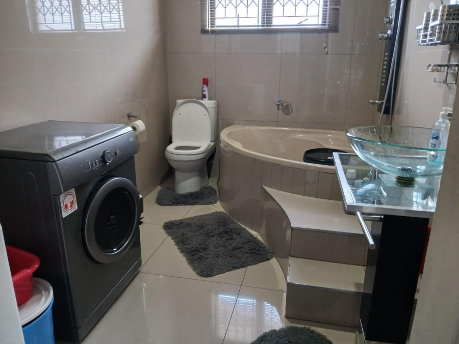 3 Bedroom Property for Sale in Burlington Heights KwaZulu-Natal