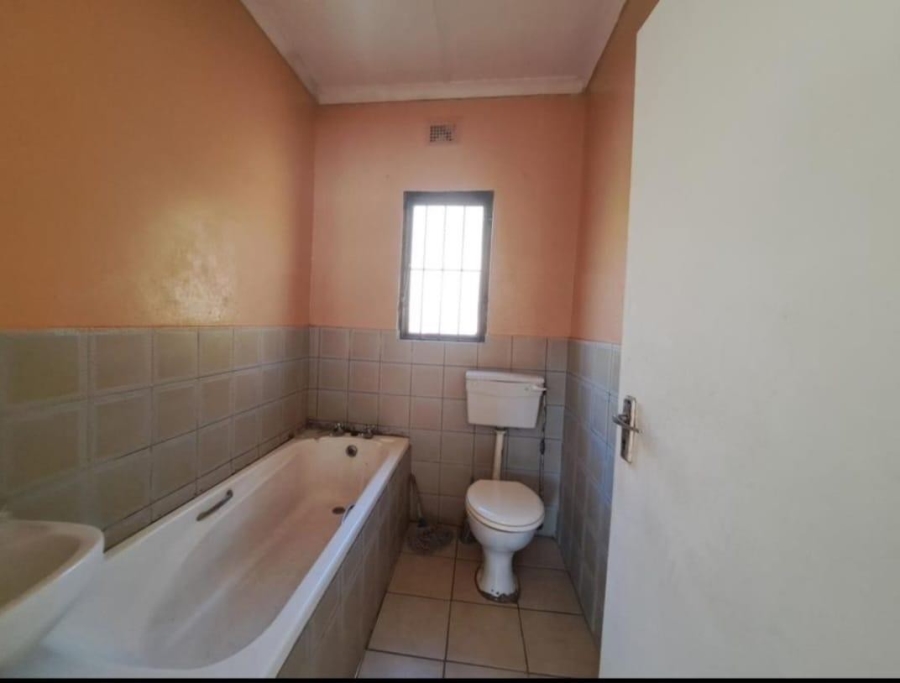 2 Bedroom Property for Sale in New Germany KwaZulu-Natal