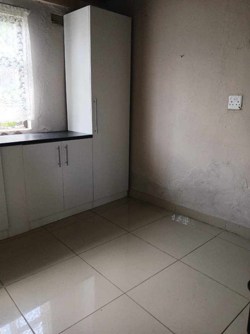 1 Bedroom Property for Sale in Ntuzuma KwaZulu-Natal