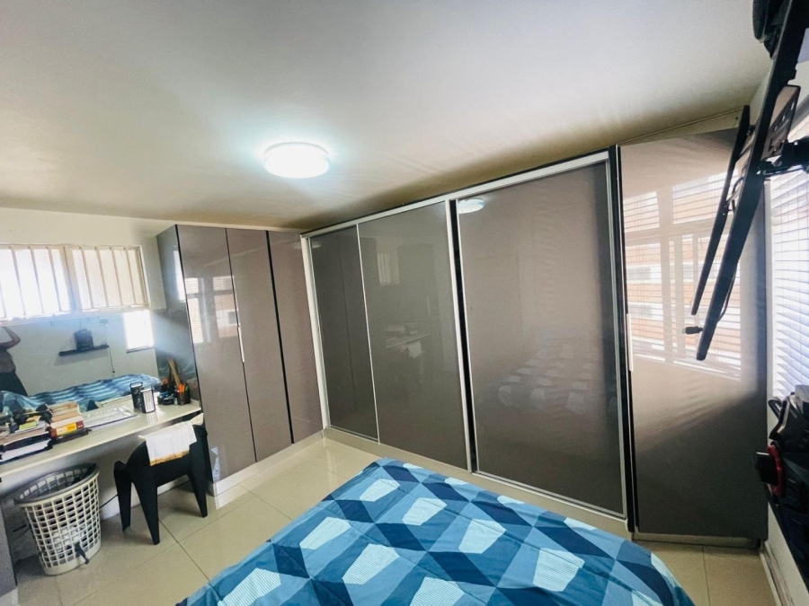 1 Bedroom Property for Sale in South Beach KwaZulu-Natal