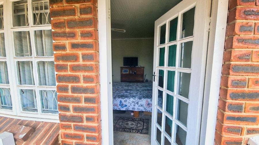 5 Bedroom Property for Sale in Palmiet KwaZulu-Natal