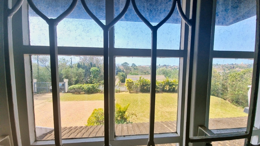 5 Bedroom Property for Sale in Palmiet KwaZulu-Natal