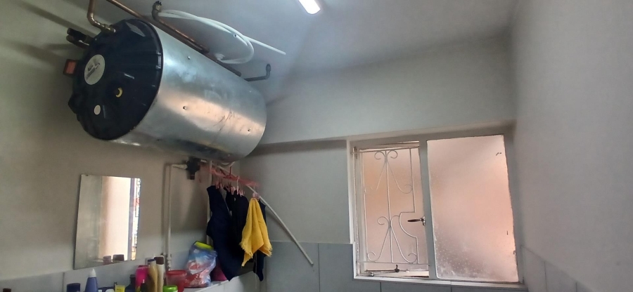 1 Bedroom Property for Sale in Durban Central KwaZulu-Natal