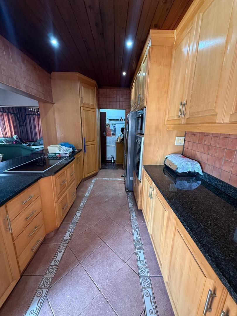 4 Bedroom Property for Sale in Burlington Heights KwaZulu-Natal