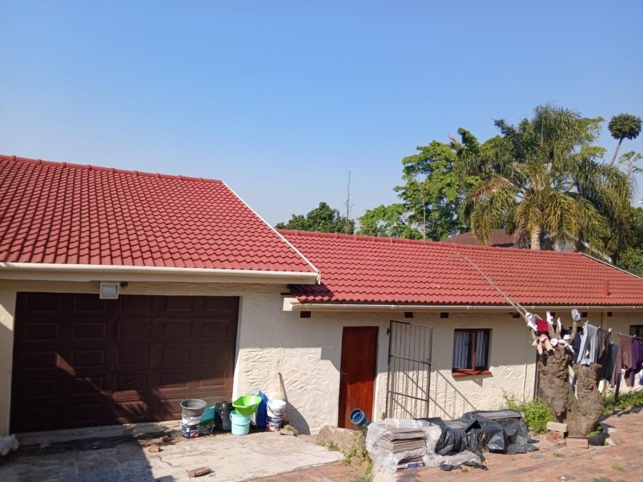 4 Bedroom Property for Sale in Burlington Heights KwaZulu-Natal