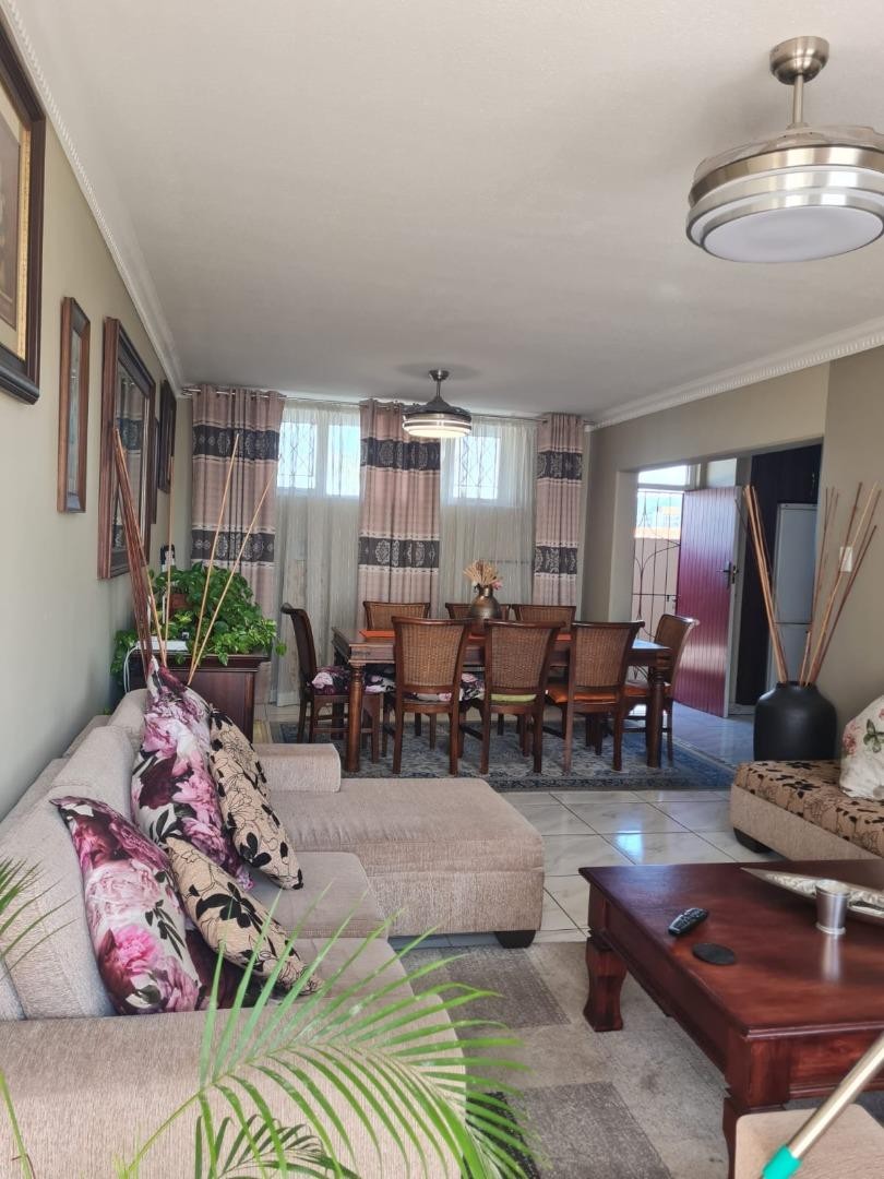 2 Bedroom Property for Sale in Pinetown KwaZulu-Natal