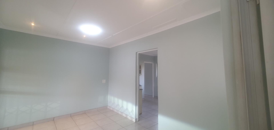3 Bedroom Property for Sale in Parkgate KwaZulu-Natal