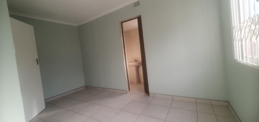 3 Bedroom Property for Sale in Parkgate KwaZulu-Natal